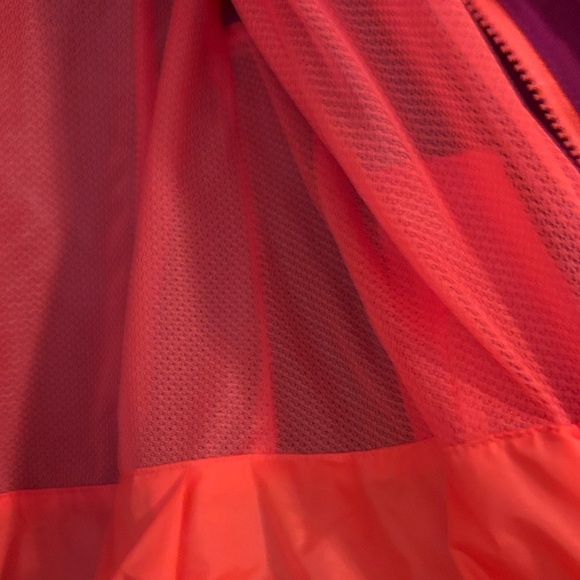 The North Face Women's Magenta and Orange Ski Jacket, Small - Picture 4 of 13